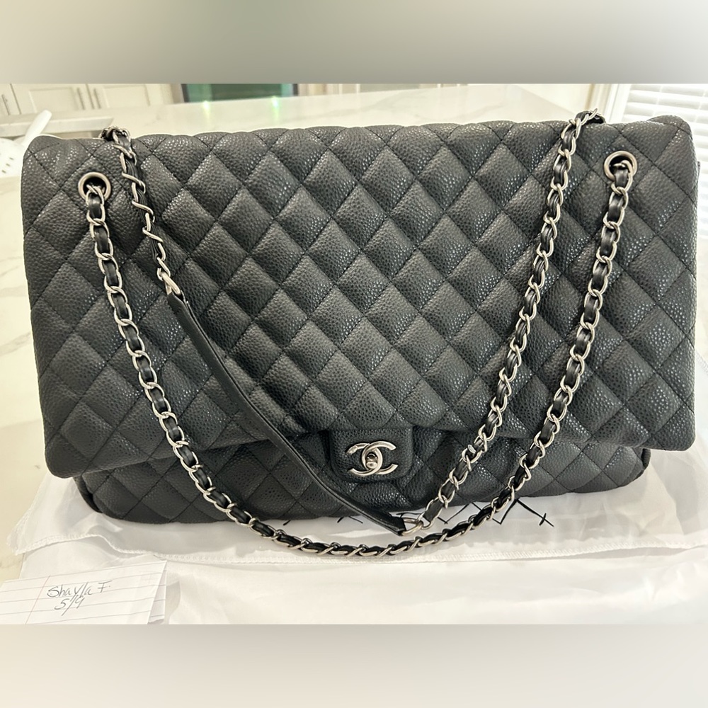 SOLDJumbo Flap Bag Adorable 🥰